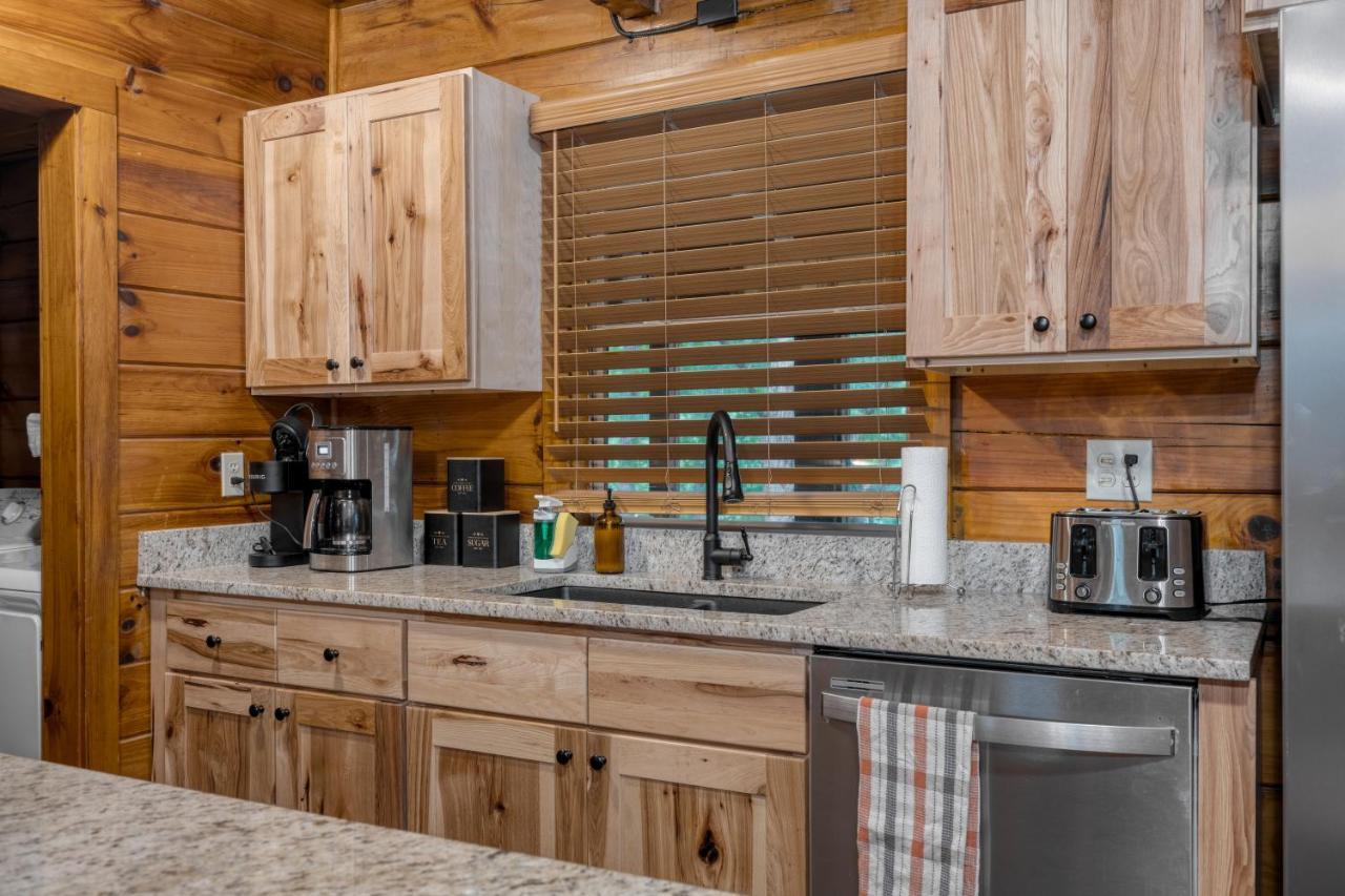 The Dudley Cabins By Avantstay Sevierville Exterior foto